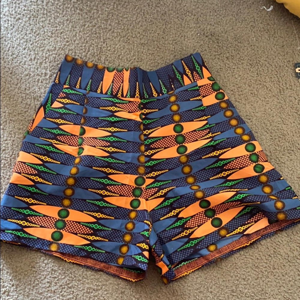 Grass-fields African Print Shorts